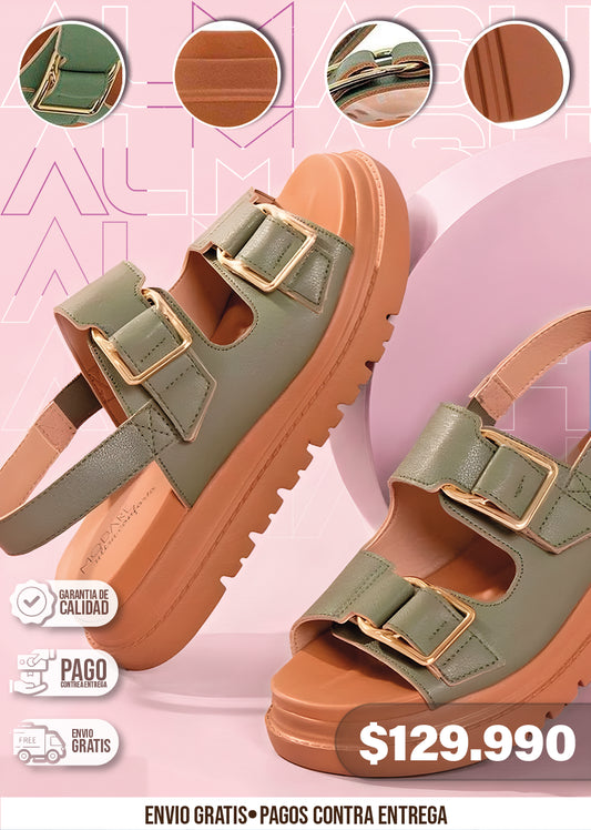 SANDALIAS CON HEBILLAS AJUSTABLES