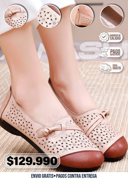 ZAPATO PLANO CON DETALLES FLORALES